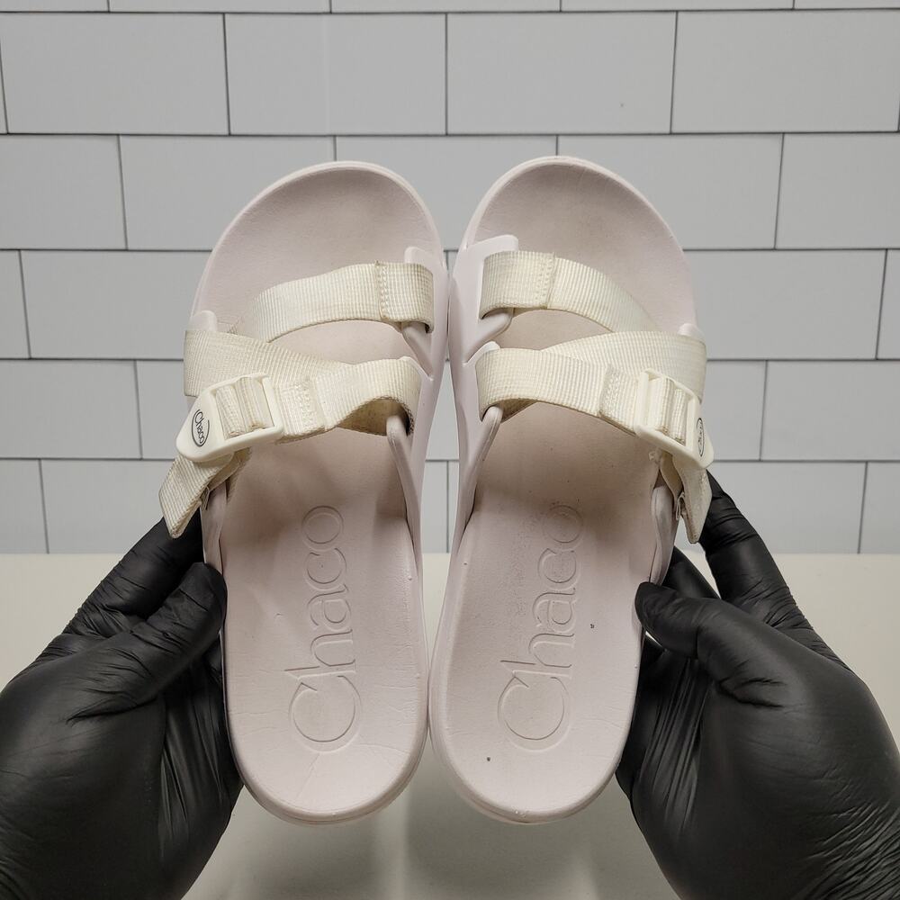 Chaco Womens Size 8 White Cream Adjustable Strap Sport Recovery Sandals